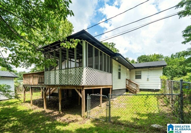 Building Photo - 1578 Cunningham Dr
