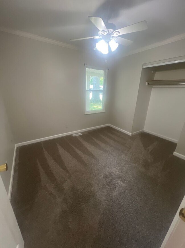 Foto del edificio - Move in Ready!