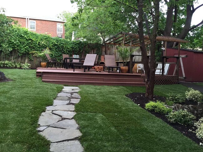 Building Photo - 6045 Spencer Ave