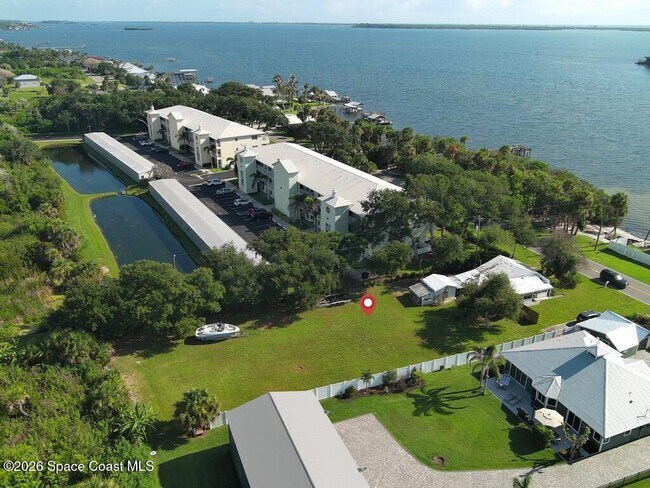 Foto del edificio - 13485 N Indian River Dr