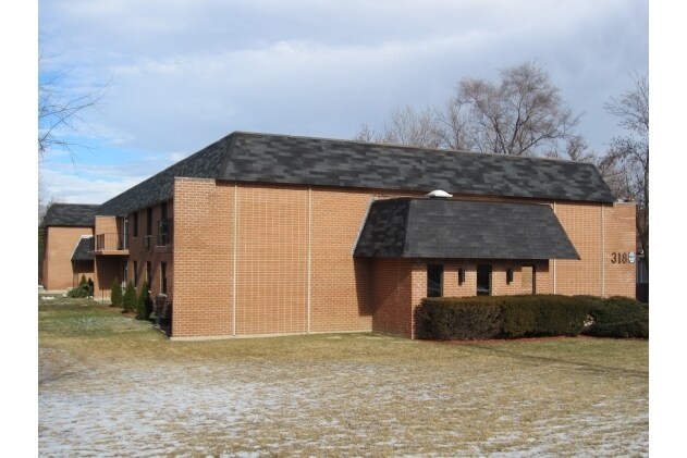 Foto principal - 318 W Naperville Rd