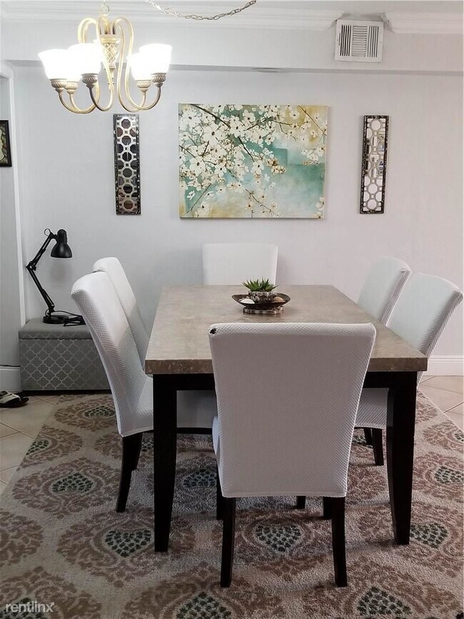 Foto del edificio - 3 br, 1.5 bath House - 7091 Coolidge St