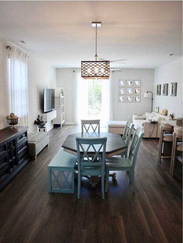 Building Photo - 404 Willet Ct