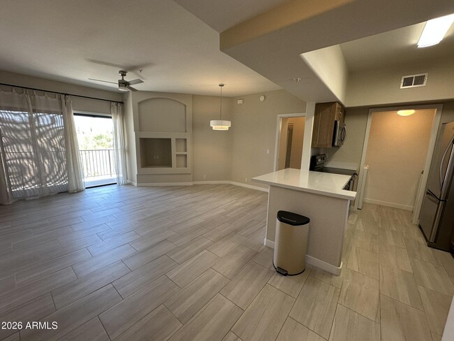 Building Photo - 10401 N Saguaro Blvd