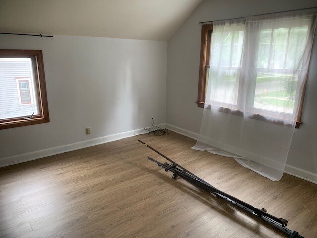 Bedroom 1 - 926 Glen St