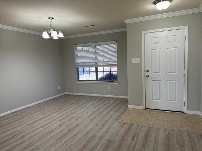 Foto del edificio - 1107 Honeysuckle Vine Dr