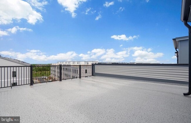 Building Photo - 43298 Farringdon Sq