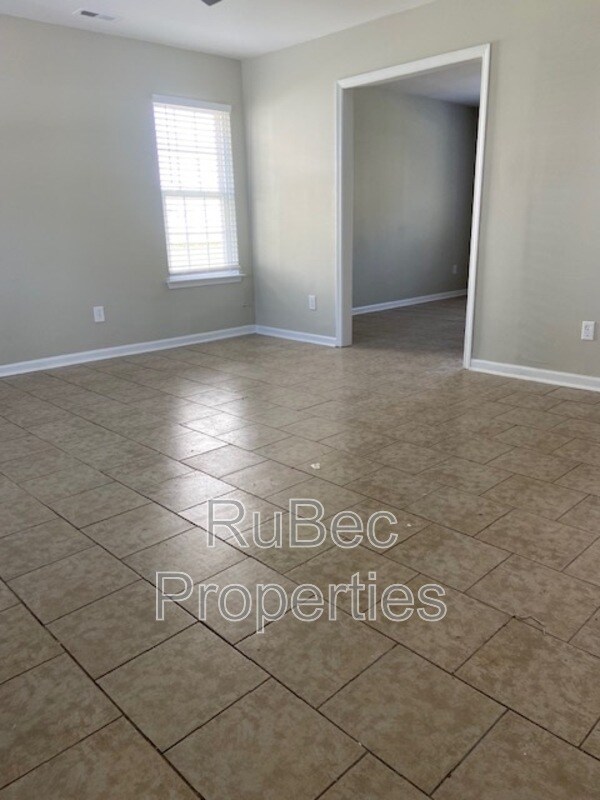 Foto del edificio - 5176 Brooktree Dr