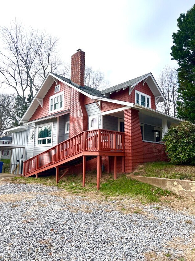 Foto principal - 10 Phifer St