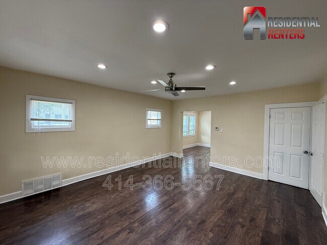 Foto del edificio - 3204 N 24th St