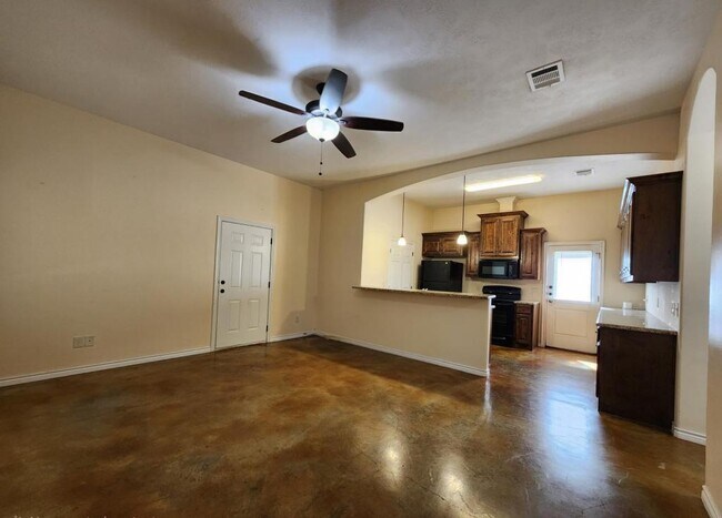 Building Photo - 3933 John Sharp Pkwy