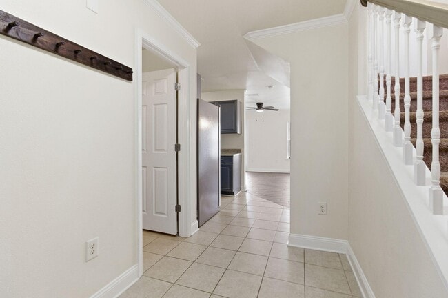 Building Photo - 551 Wingspan Way