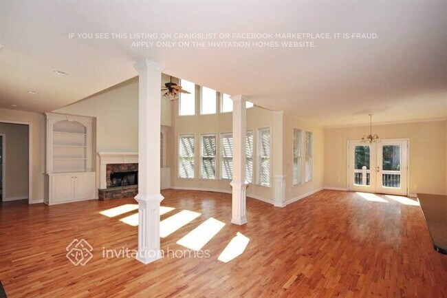 Building Photo - 2049 Mapmaker Dr NE