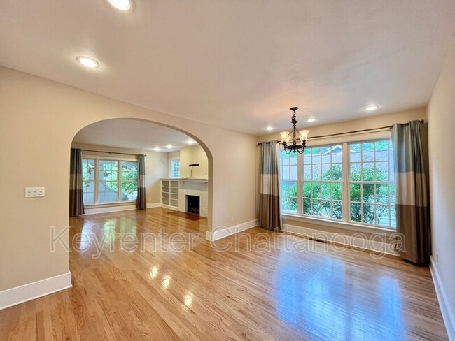 Foto del edificio - 1610 Hixson Pike