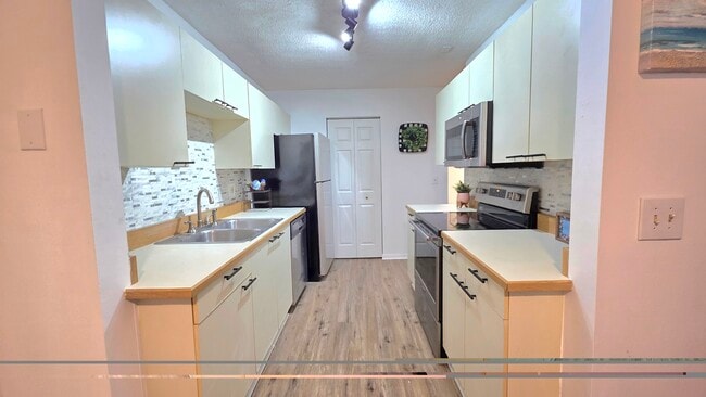 Building Photo - 101 Bent Tree Dr