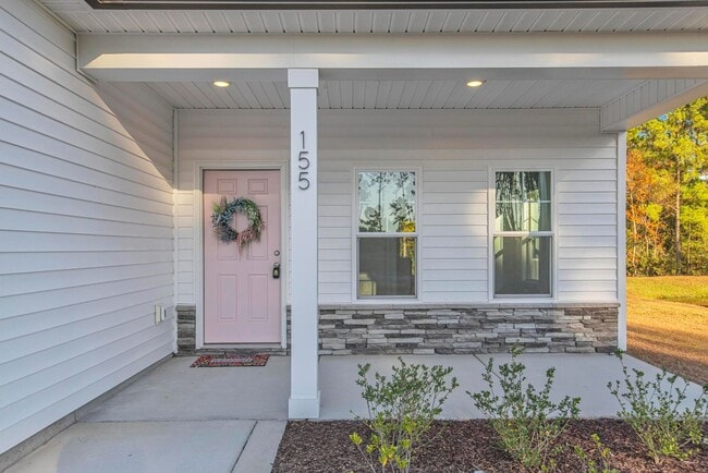 Foto del edificio - Oyster Landing Home Available with Pond View!