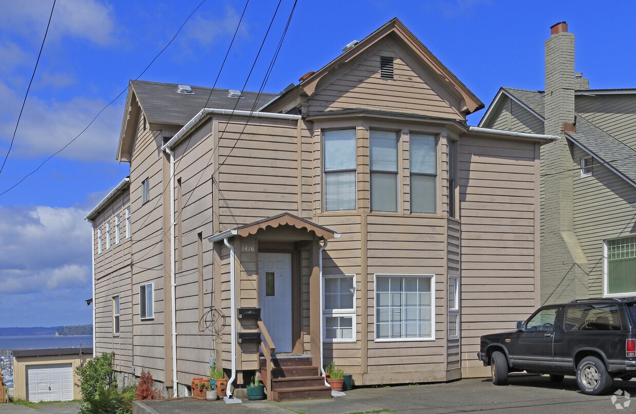 Primary Photo - 1416 Grand Ave