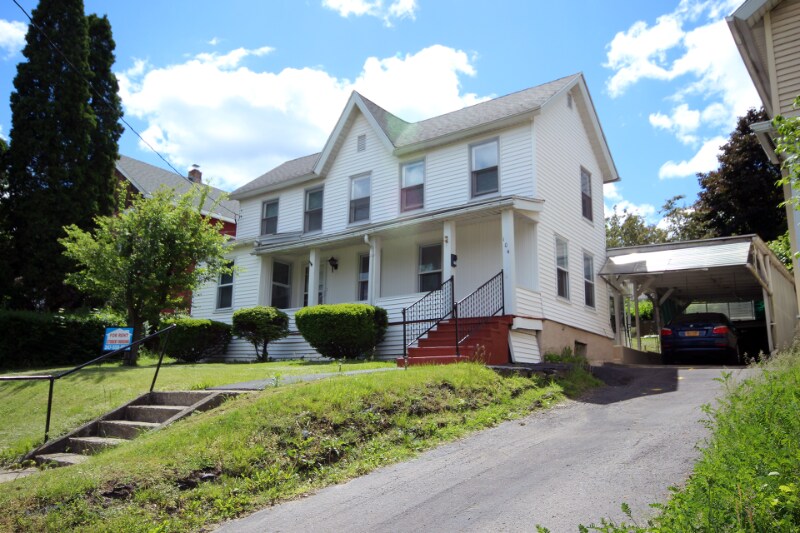 Primary Photo - 104 Conklin Ave