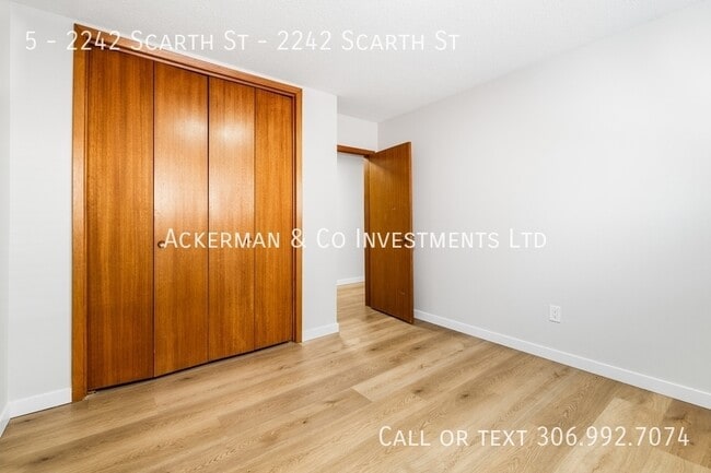 Building Photo - 2242-2242 Scarth St