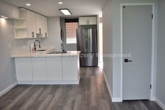 Building Photo - 46-259-259 Kahuhipa St