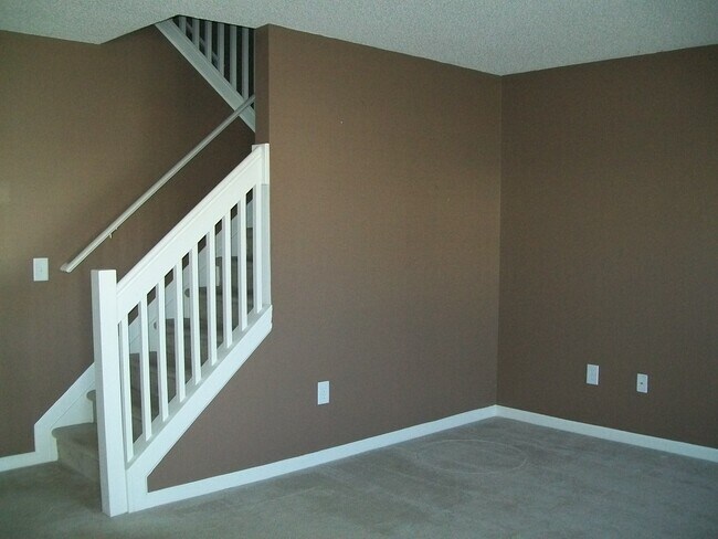 Foto del edificio - Available Now! 2 Bed, 2.5 Bath Town Home i...