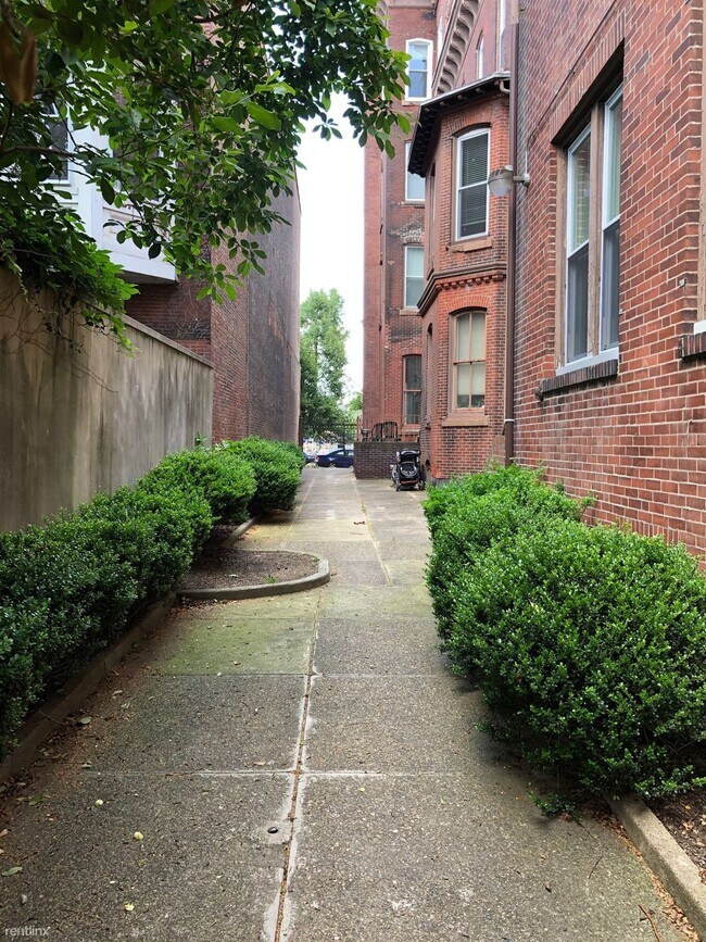 Building Photo - 2 br, 2 bath  - 1806 Green St Apt 108