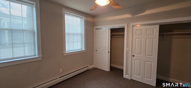 Foto del edificio - 154 Washington St