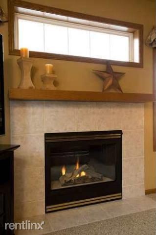 Foto del edificio - 2 br, 2 bath Townhome - 7845 Autumn Ridge Ave