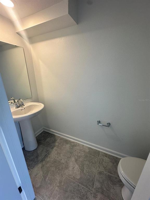 Foto del edificio - 2772 Pierr St