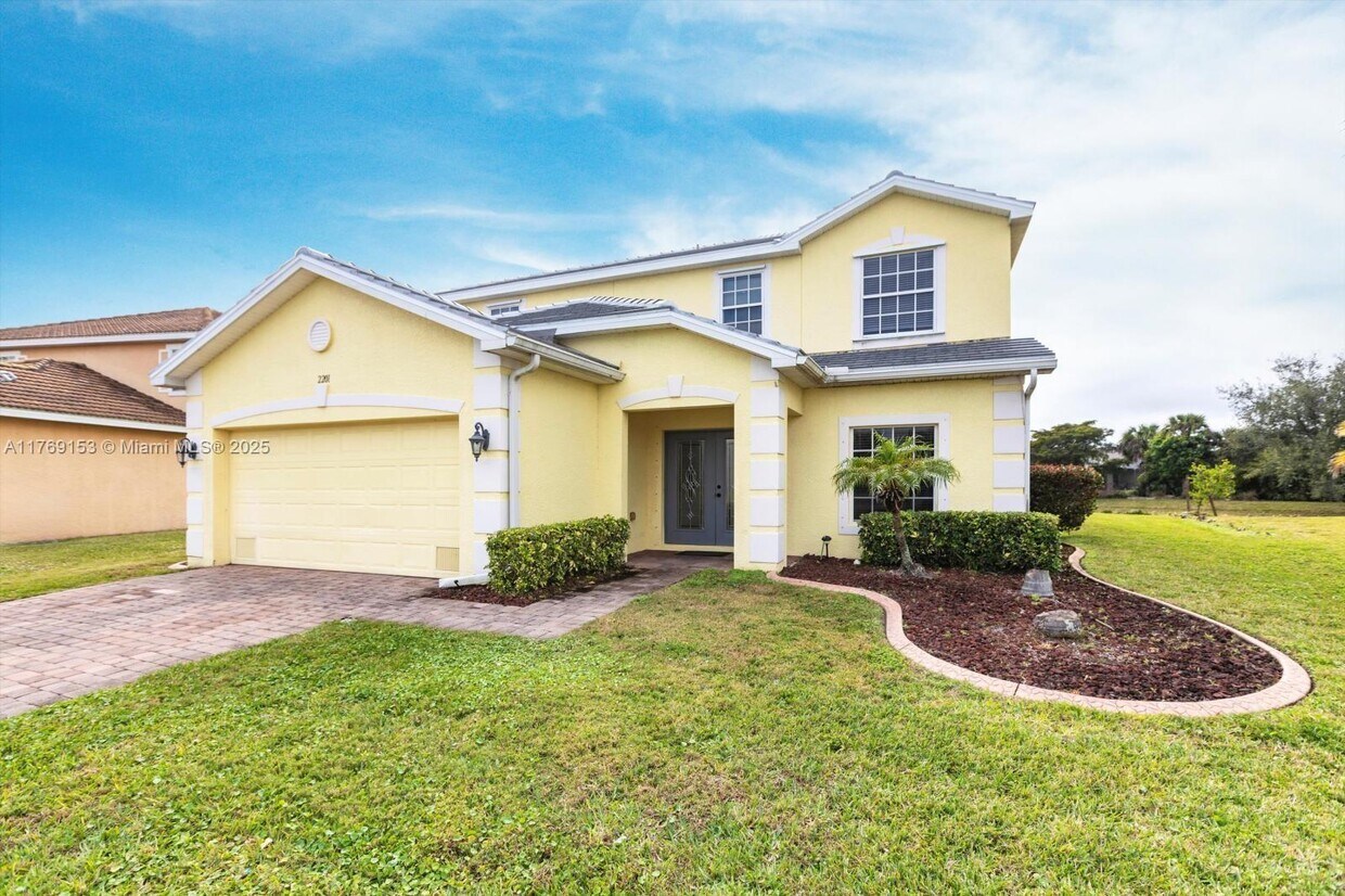 Primary Photo - 2201 Cape Heather Cir