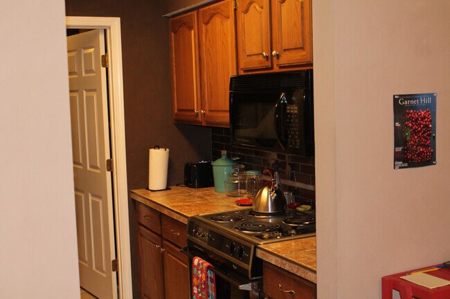Foto del edificio - 106 E Green Meadows Rd