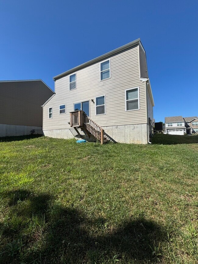 Foto del edificio - 2202 Pine Valley Dr