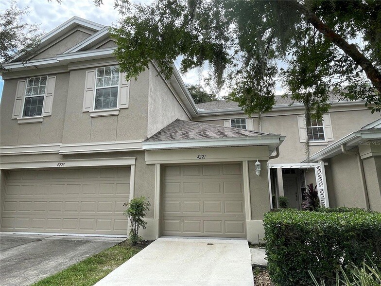 Foto principal - 4221 Key Thatch Dr