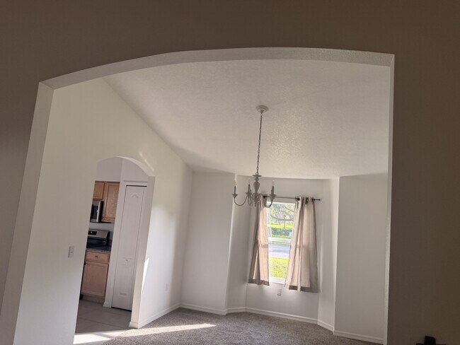 Building Photo - 13315 Golf Ridge Pl