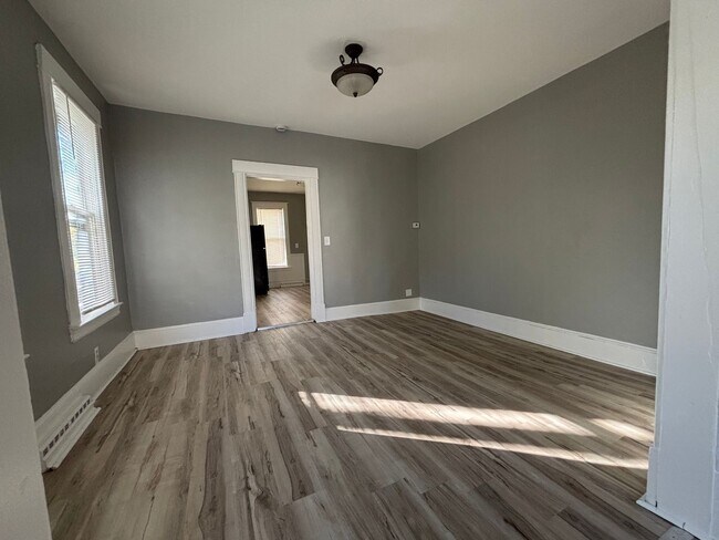 Foto del edificio - 2709 N Aldrich Ave