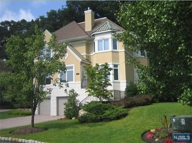 Foto del edificio - 160 Winding Creek