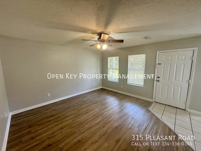 Building Photo - 315 Pleasant Rd