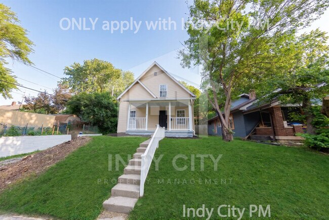 Foto del edificio - 117 N Riley Ave