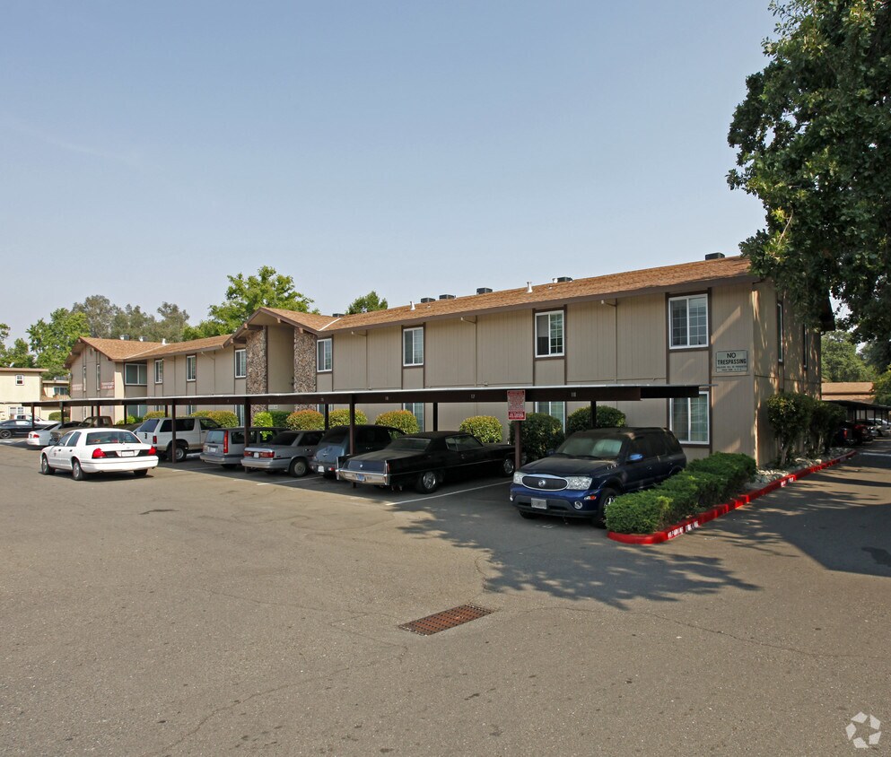 Forest Creek - Forest Creek Apartments