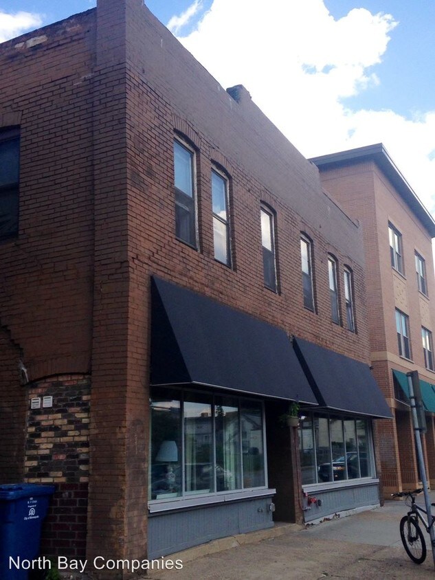Primary Photo - 807 N 4th St