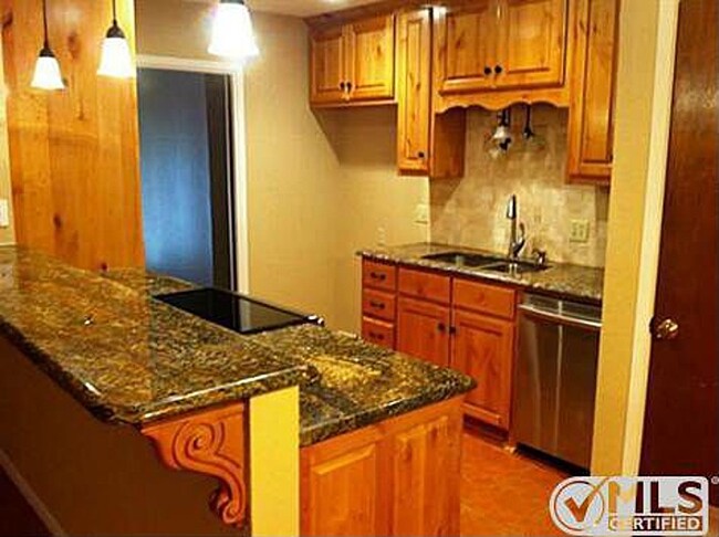 Foto del edificio - 1411 Kaylock St