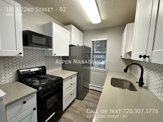 Building Photo - 1811 22nd St