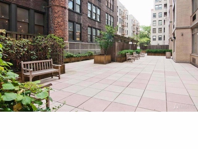 Primary Photo - 200-220 W 26th St