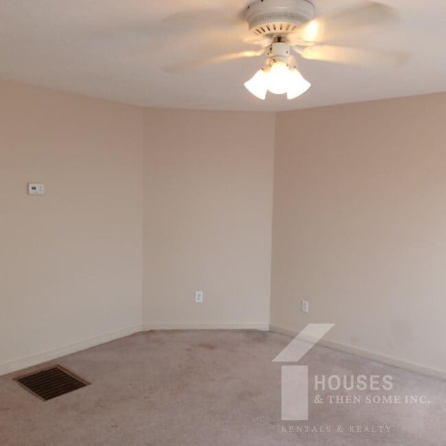 Foto del edificio - 8131 5th St