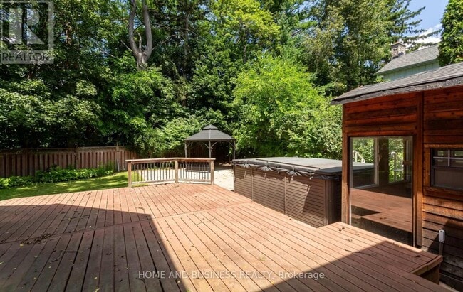 Building Photo - 1755 Birchwood Dr