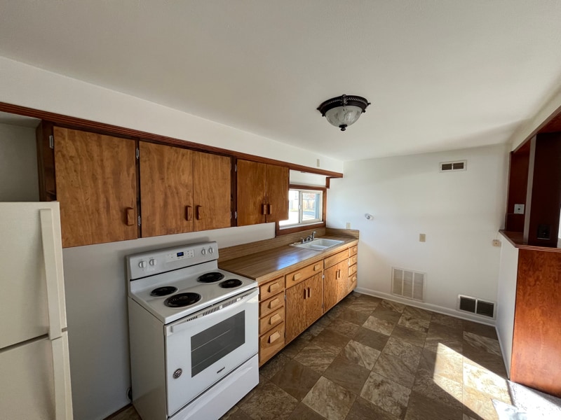 Foto principal - 1166 S Sheridan Ave