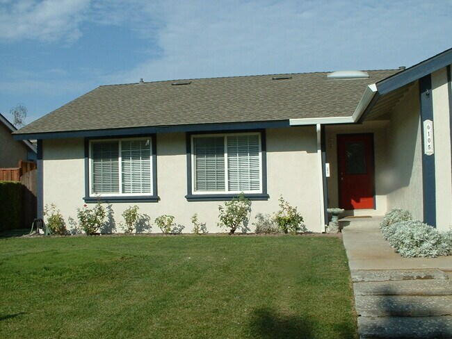 Building Photo - 6105 Hutton Ct