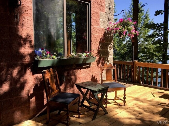 Building Photo - 1806 Upper Burma Rd