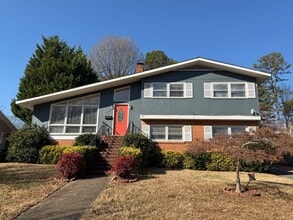 Building Photo - 3547 Driftwood Dr