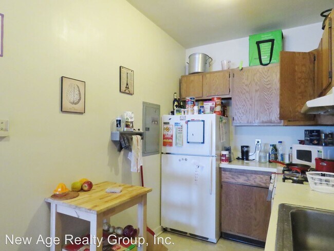 Foto del edificio - 4604 Chester Ave